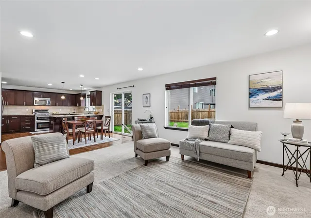 Photo 4 of Single family home for sale at 2333 122nd Place SE, Everett, WA 98208 | MLS# NWM2519726 | Listing updated on 2026-09-21