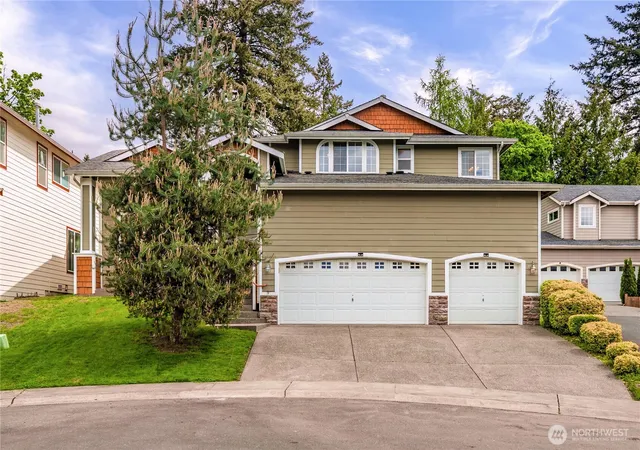 Photo 2 of Single family home for sale at 27116 117th Place Se, Kent, WA 98030 | MLS# NWM2519767 | Listing updated on 2026-09-25