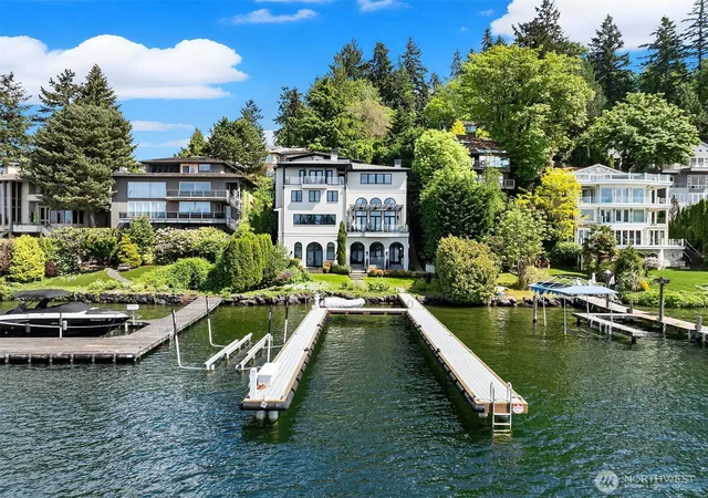 Photo 1 of Single family home for sale at 9205 Se Shoreland Dr, Bellevue, WA 98004 | MLS# NWM2519800 | Listing updated on 2026-09-21