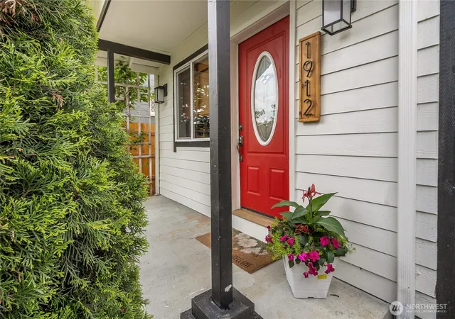 Photo 1 of Sale Pending at 1912 Martin Luther King Jr Way, Tacoma, WA 98405 | MLS# NWM2519813 | Listing updated on 2026-09-27
