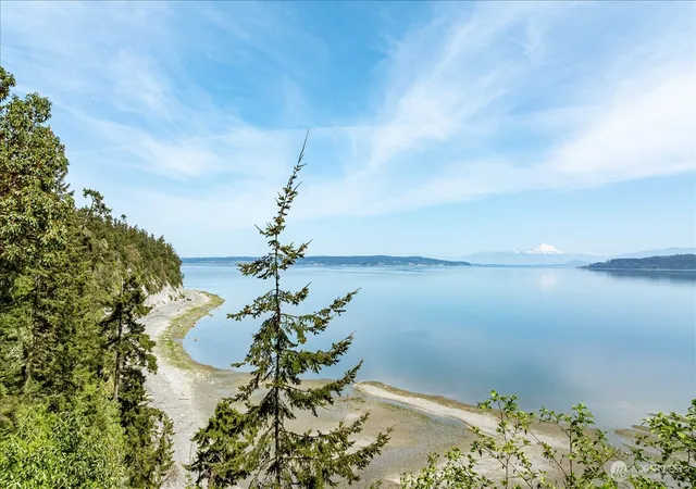 Photo 3 of Single family home for sale at 281 Harrington Rd, Coupeville, WA 98239 | MLS# NWM2519824 | Listing updated on 2026-09-21
