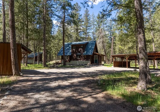 Photo 2 of Single family home for sale at 651 Lost River Rd, Mazama, WA 98833 | MLS# NWM2519847 | Listing updated on 2026-09-21