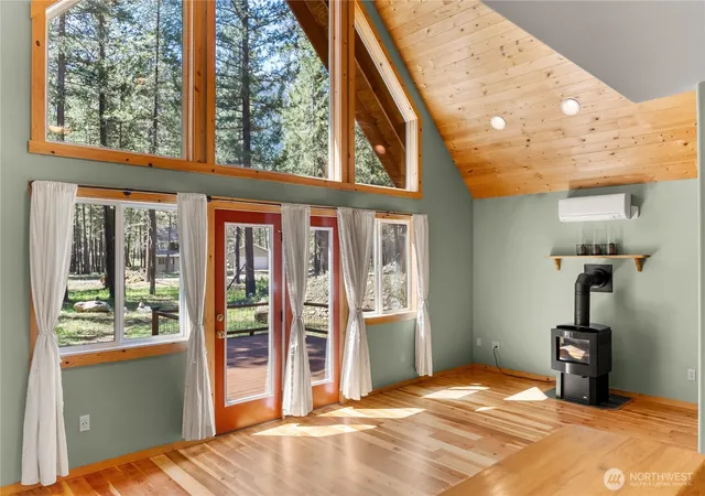 Photo 3 of Single family home for sale at 651 Lost River Rd, Mazama, WA 98833 | MLS# NWM2519847 | Listing updated on 2026-09-21