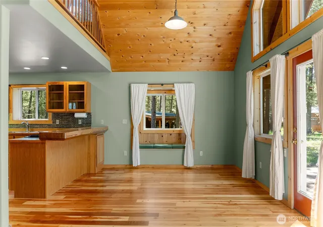 Photo 4 of Single family home for sale at 651 Lost River Rd, Mazama, WA 98833 | MLS# NWM2519847 | Listing updated on 2026-09-21