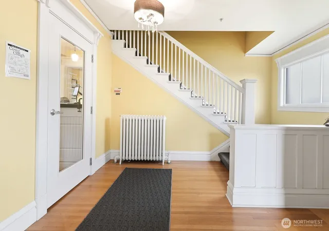 Photo 3 of Single family home for sale at 211 14th Avenue E, Seattle, WA 98112 | MLS# NWM2519872 | Listing updated on 2026-09-21