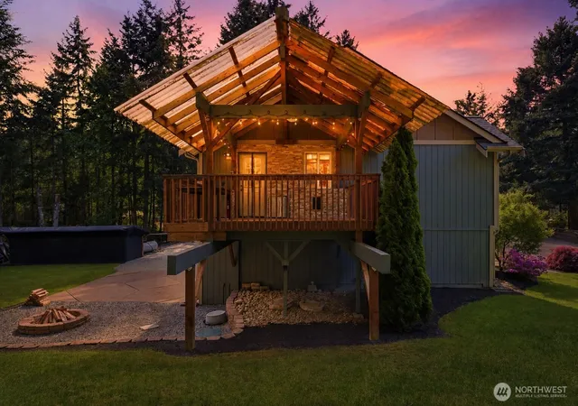 Photo 4 of Sale Pending at 13116 202 Street Ct E, Graham, WA 98338 | MLS# NWM2519934 | Listing updated on 2026-09-20