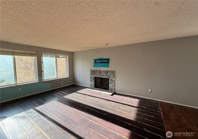 Photo 3 of Sale Pending at 16112 68th Avenue Ct E, Puyallup, WA 98375 | MLS# NWM2519969 | Listing updated on 2026-09-25