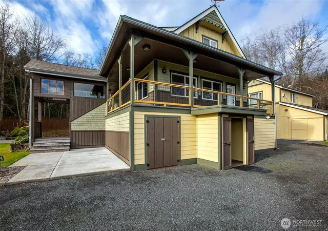 Photo 3 of Single family home for sale at 329 Snowberry Ln, Friday Harbor, WA 98250 | MLS# NWM2519974 | Listing updated on 2026-09-21