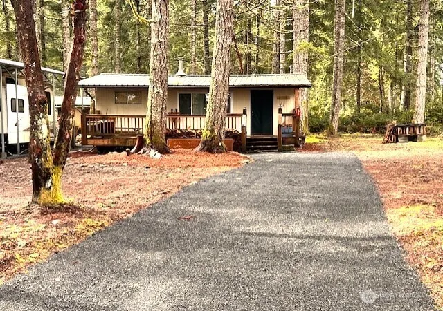 Photo 2 of Single family home for sale at 61 Ne Madrona Ct, Tahuya, WA 98588 | MLS# NWM2519995 | Listing updated on 2026-09-21