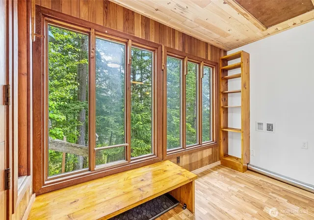 Photo 4 of Single family home for sale at 1136 Island Dr, Lummi Island, WA 98262 | MLS# NWM2520054 | Listing updated on 2026-09-21