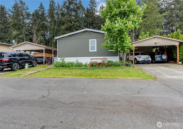 Photo 2 of Manufactured home for sale at 7502 189th Avenue Ct E #9, Puyallup, WA 98375 | MLS# NWM2520066 | Listing updated on 2026-09-21