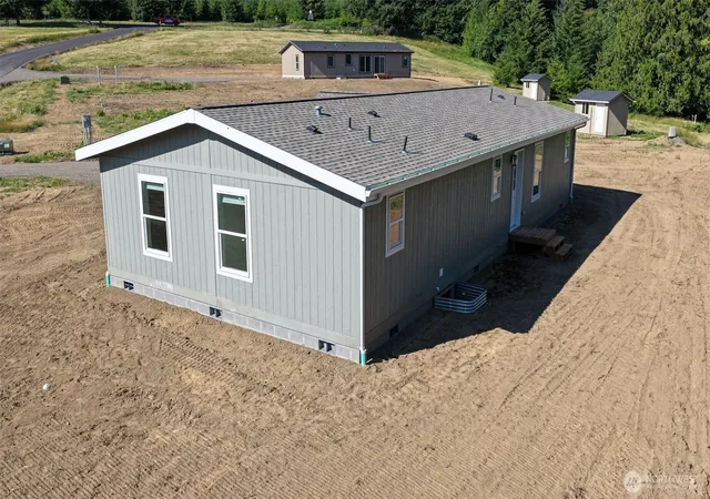 Photo 3 of Manufactured home for sale at 133 Norm's Pl, Ariel, WA 98603 | MLS# NWM2520093 | Listing updated on 2026-09-21