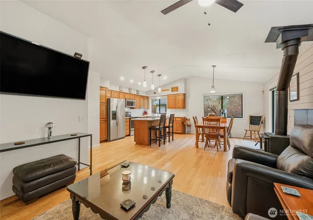 Photo 3 of Single family home for sale at 6830 Norma Beach Rd, Edmonds, WA 98026 | MLS# NWM2520150 | Listing updated on 2026-09-24