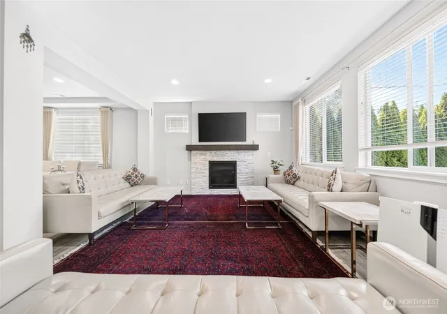 Photo 4 of Sale Pending at 37217 29th Avenue S, Federal Way, WA 98003 | MLS# NWM2520162 | Listing updated on 2026-09-25