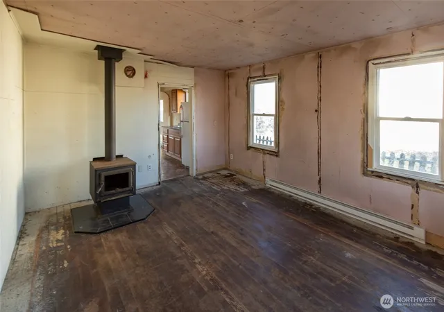 Photo 3 of Sale Pending at 722 Jackson St, Omak, WA 98841 | MLS# NWM2520254 | Listing updated on 2026-09-25
