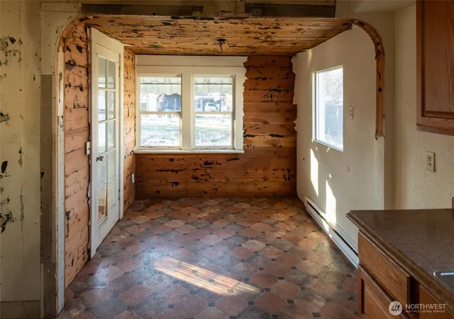 Photo 4 of Sale Pending at 722 Jackson St, Omak, WA 98841 | MLS# NWM2520254 | Listing updated on 2026-09-25