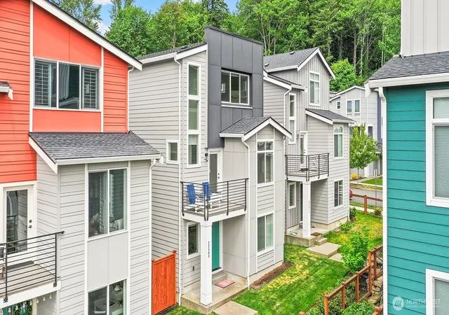 Photo 2 of Sale Pending at 22503 70th Place W, Mountlake Terrace, WA 98043 | MLS# NWM2520313 | Listing updated on 2026-09-24