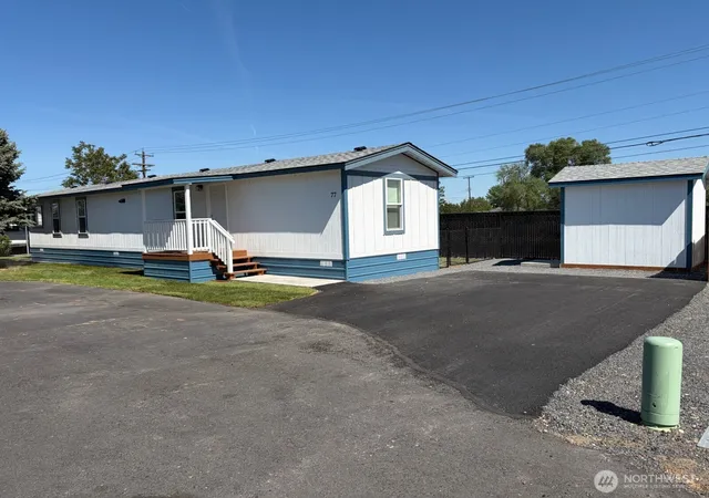 Photo 1 of Manufactured home for sale at 3010 W Peninsula Dr #77, Moses Lake, WA 98837 | MLS# NWM2520319 | Listing updated on 2026-09-23
