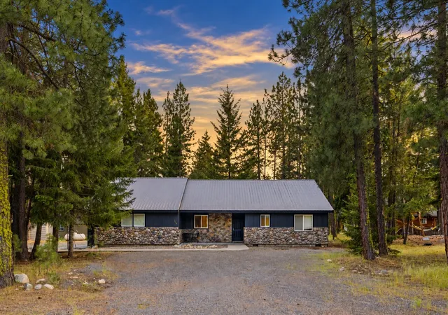 Single family home for sale at 750 Evergreen Valley Loop Rd, Ronald, WA 98940 | MLS# NWM2520385