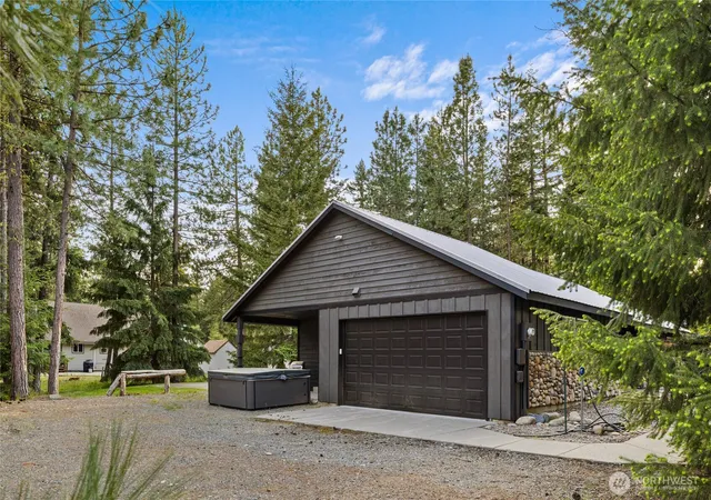 Photo 2 of Single family home for sale at 750 Evergreen Valley Loop Rd, Ronald, WA 98940 | MLS# NWM2520385 | Listing updated on 2026-09-21