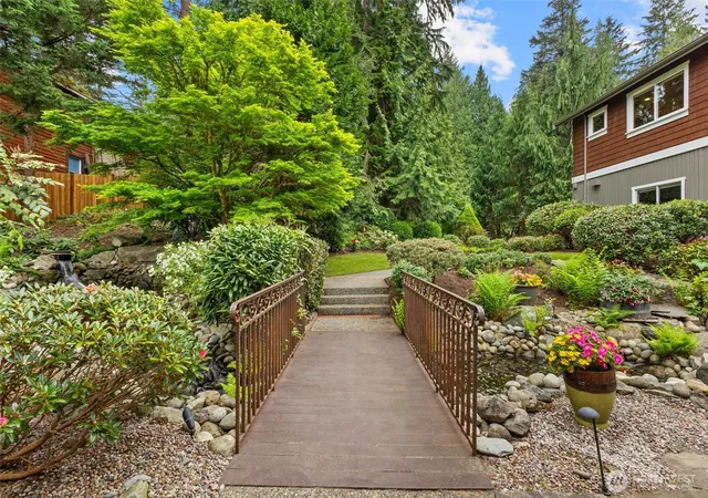 Photo 3 of Single family home for sale at 5627 W Flowing Lake Rd, Snohomish, WA 98290 | MLS# NWM2520419 | Listing updated on 2026-09-21