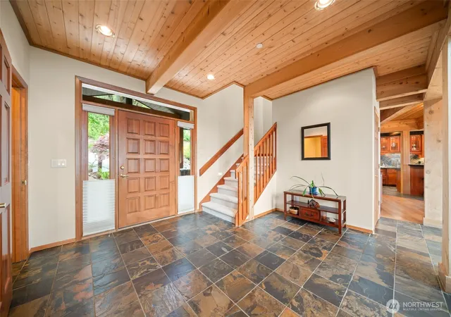 Photo 3 of Single family home for sale at 813 Varsity Rd, Kalama, WA 98625 | MLS# NWM2520429 | Listing updated on 2026-09-21