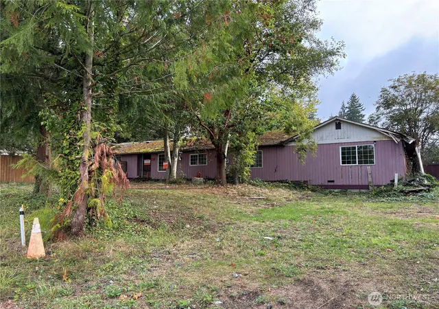 Photo 2 of Sale Pending at 18421 44th Avenue W, Lynnwood, WA 98037 | MLS# NWM2520488 | Listing updated on 2026-09-25