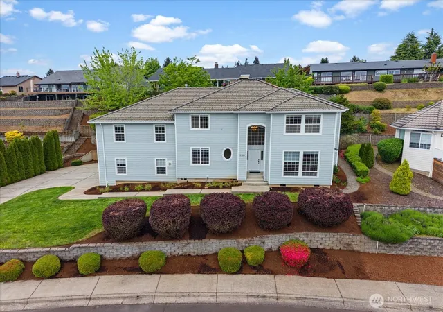 Single family home for sale at 1510 NW Gregory Dr, Vancouver, WA 98665 | MLS# NWM2520509
