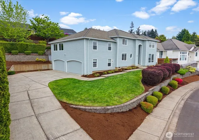 Photo 3 of Single family home for sale at 1510 Nw Gregory Dr, Vancouver, WA 98665 | MLS# NWM2520509 | Listing updated on 2026-09-26