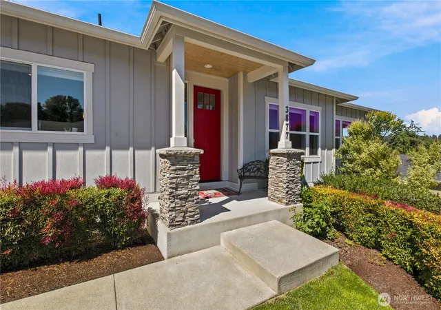 Photo 2 of Single family home for sale at 3877 Scott Ln, Gig Harbor, WA 98335 | MLS# NWM2520563 | Listing updated on 2026-10-15