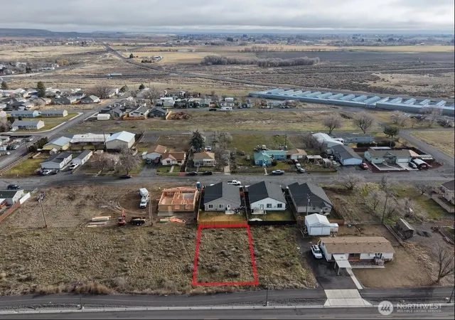 Photo 2 of Land for sale at 8 Division St S, Soap Lake, WA 98851 | MLS# NWM2520575 | Listing updated on 2026-09-21