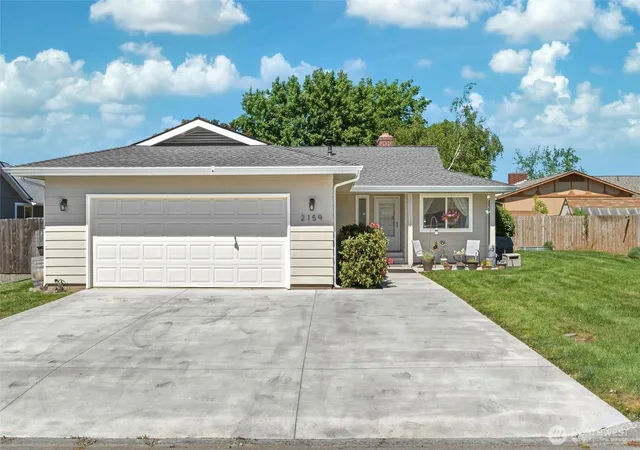 Photo 2 of Single family home for sale at 2159 Granite Dr, Walla Walla, WA 99362 | MLS# NWM2520647 | Listing updated on 2026-09-30