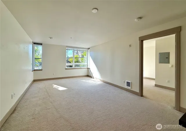 Photo 4 of Condo for sale at 4547 8th Avenue NE #204, Seattle, WA 98105 | MLS# NWM2520675 | Listing updated on 2026-09-21