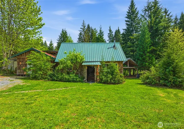 Photo 2 of Single family home for sale at 33822 State Route 706 E, Ashford, WA 98304 | MLS# NWM2520691 | Listing updated on 2026-09-21