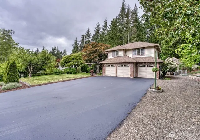 Photo 2 of Single family home for sale at 4717 Se Constitution Ct, Port Orchard, WA 98367 | MLS# NWM2520715 | Listing updated on 2026-09-21