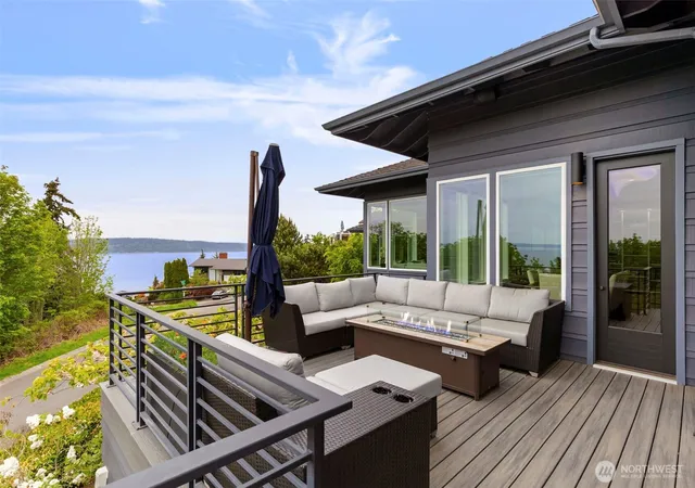 Photo 3 of Single family home for sale at 6227 95th Place Sw, Mukilteo, WA 98275 | MLS# NWM2520729 | Listing updated on 2026-09-21
