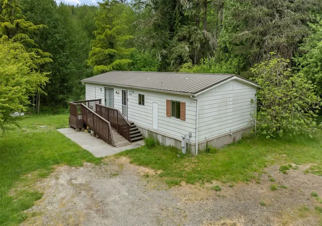 Manufactured home for sale at 1916 Key Peninsula Hwy NW, Lakebay, WA 98349 | MLS# NWM2520753
