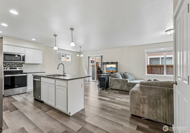 Photo 2 of Single family home for sale at 626 Stacey Pl, Sedro Woolley, WA 98284 | MLS# NWM2520771 | Listing updated on 2026-09-09