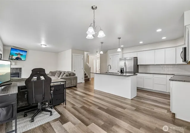 Photo 3 of Single family home for sale at 626 Stacey Pl, Sedro Woolley, WA 98284 | MLS# NWM2520771 | Listing updated on 2026-09-09