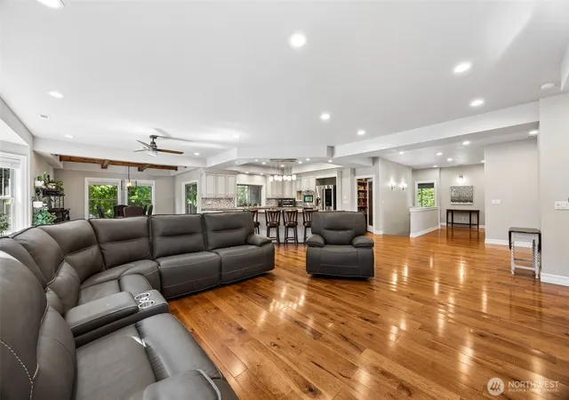 Photo 4 of Single family home for sale at 3202 170th Avenue E, Lake Tapps, WA 98391 | MLS# NWM2520862 | Listing updated on 2026-09-23