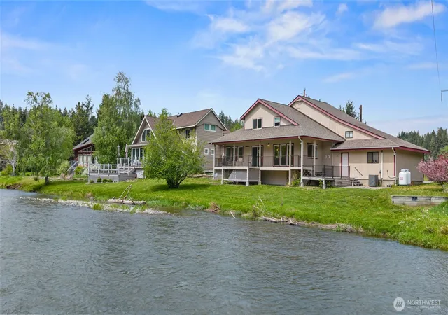 Photo 1 of Single family home for sale at 90 Pebble Beach Dr, Cle Elum, WA 98922 | MLS# NWM2520930 | Listing updated on 2026-09-21