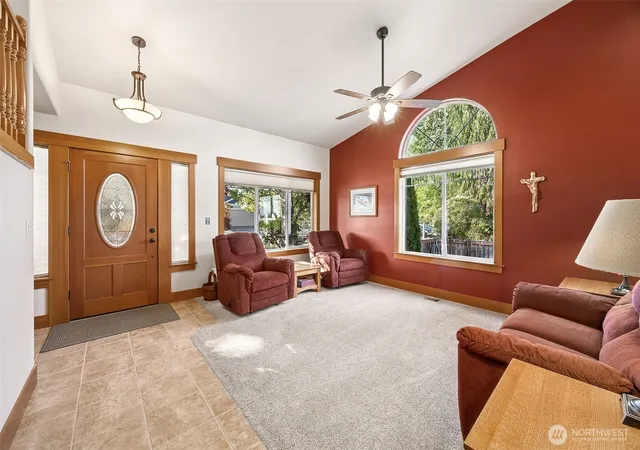 Photo 4 of Sale Pending at 13811 68th Avenue Ct E, Puyallup, WA 98373 | MLS# NWM2520946 | Listing updated on 2026-09-25