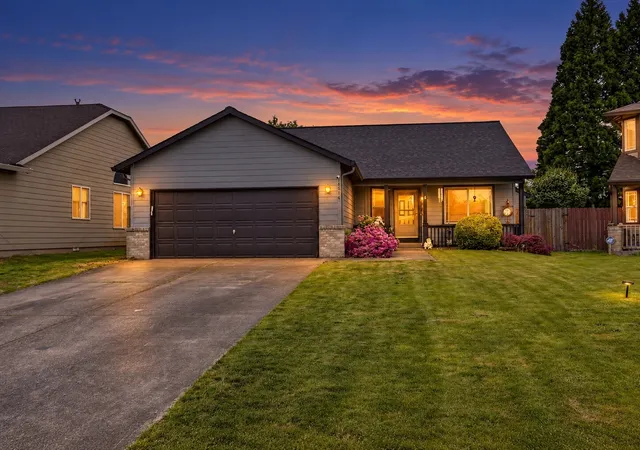 Single family home for sale at 16514 NE 67th Street, Vancouver, WA 98682 | MLS# NWM2520954