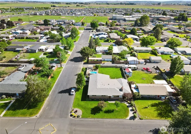 Photo 4 of Single family home for sale at 1156 E Elm St, Othello, WA 99344 | MLS# NWM2520956 | Listing updated on 2026-09-21