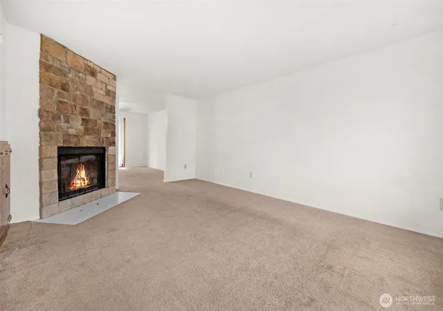 Photo 4 of House for sale at 6920 Armar Rd, Marysville, WA 98270 | MLS# NWM2521003 | Listing updated on 2026-09-23
