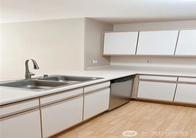 Photo 3 of Sale Pending at 4239 Wintergreen Cir #138, Bellingham, WA 98226 | MLS# NWM2521027 | Listing updated on 2026-09-25