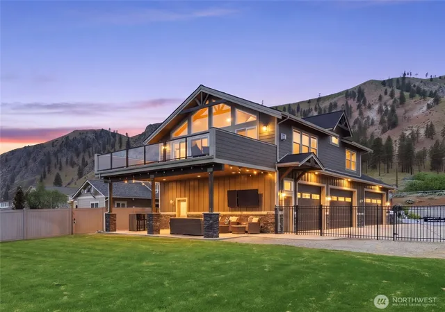 Photo 1 of Single family home for sale at 186 Shypoke Pl, Entiat, WA 98822 | MLS# NWM2521044 | Listing updated on 2026-09-21
