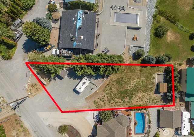 Photo 4 of Land for sale at 327 Lakeshore Dr, Manson, WA 98831 | MLS# NWM2521184 | Listing updated on 2026-09-21