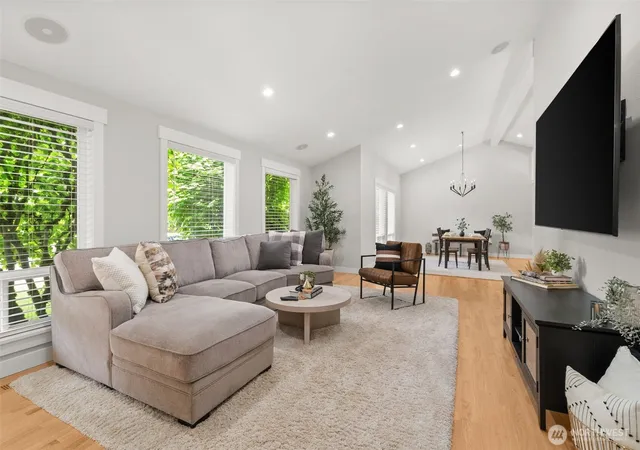 Photo 4 of Single family home for sale at 32 Cascade Key, Bellevue, WA 98006 | MLS# NWM2521225 | Listing updated on 2026-09-21