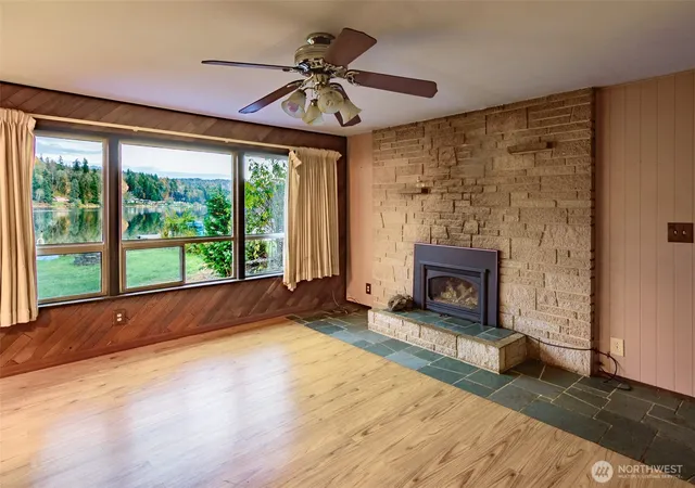 Photo 3 of Single family home for sale at 22731 Hull Rd, Mount Vernon, WA 98274 | MLS# NWM2521274 | Listing updated on 2026-09-26